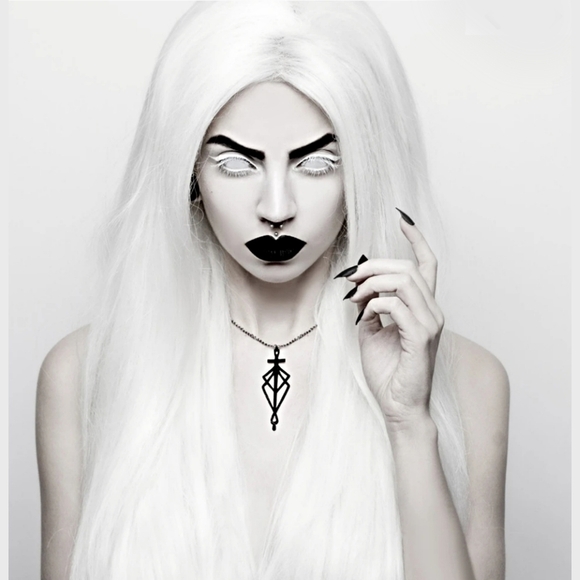 🆕️🆑️ ROGUE+WOLF LIGHT OVER DARK CHOKER | 3D Witch Spider Silk Blade Black - Picture 4 of 12